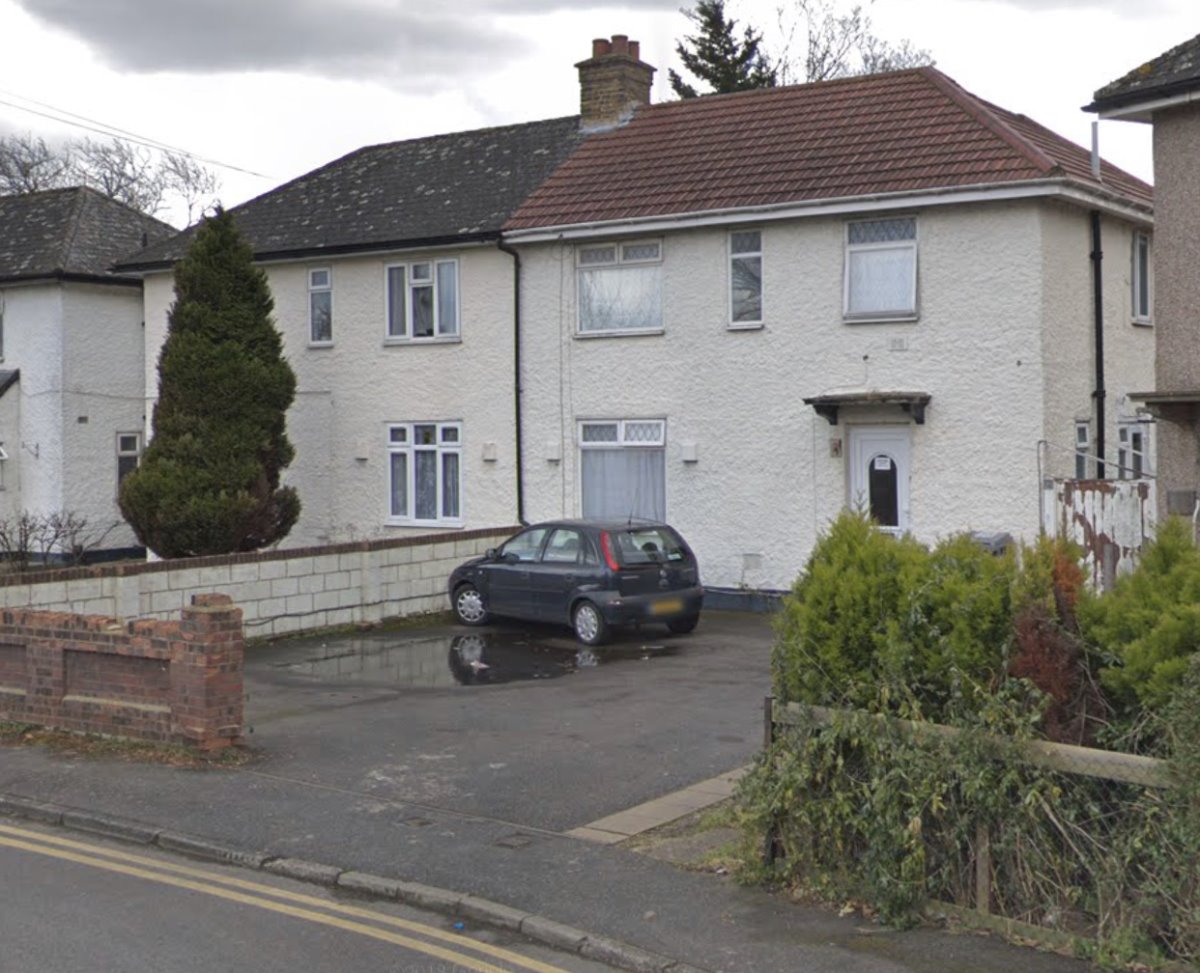 13 Browngraves Road